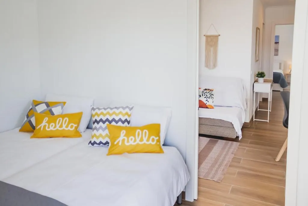 Lovely & Bright Renovated Apt. W/ Balcony In Lagos Apartment
